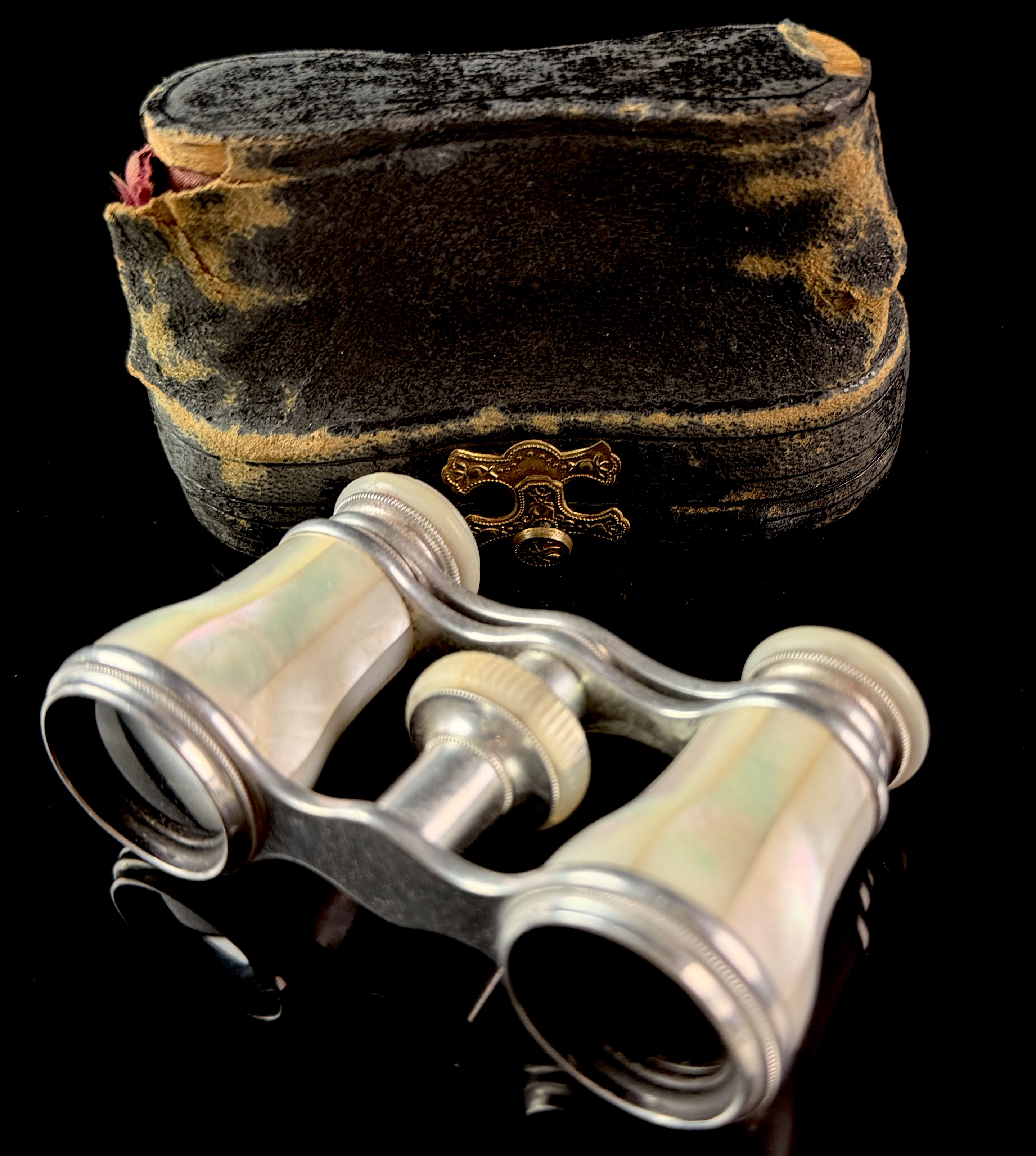 A Pair of Victorian Mother-of-Pearl and Silver-Toned Metal Opera Glasses with Original Fitted Case