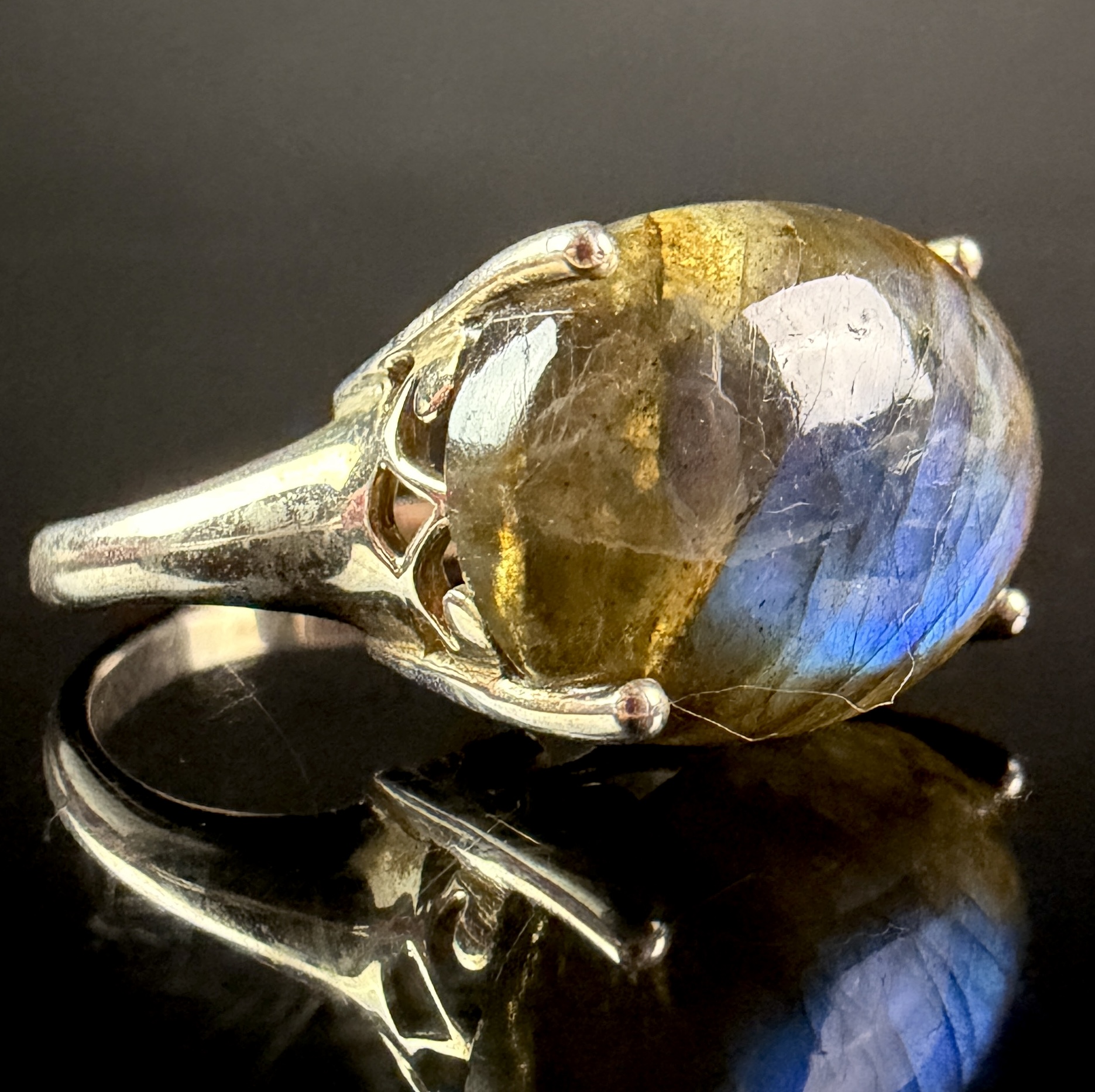 Annabella Limited Edition Labradorite Sterling Silver Ring
