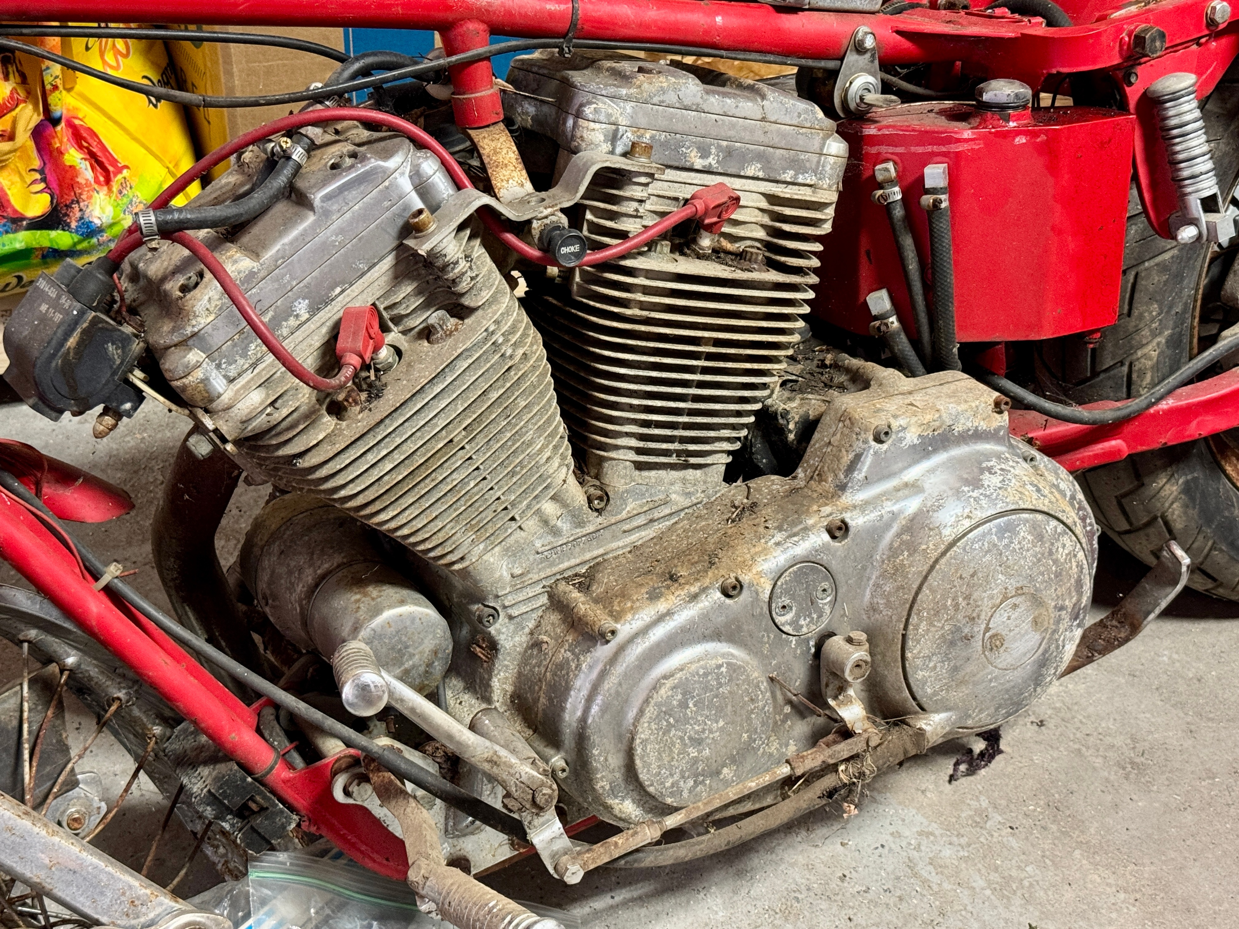 Custom Chopper Motorcycle with Harley-Davidson Evolution Engine