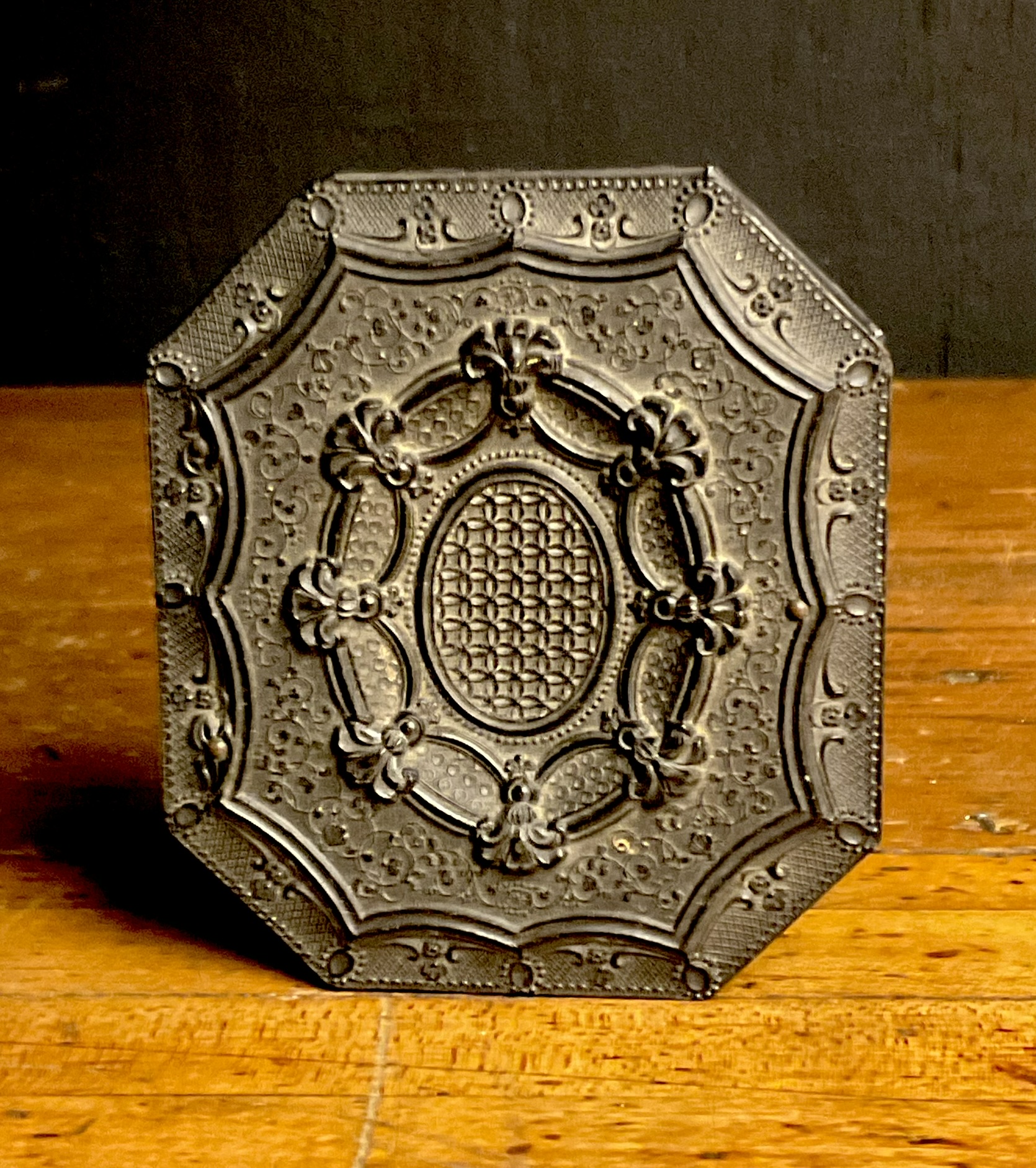 Circa 1850s-1860s S. Peck & Co. Octagonal Thermoplastic Union Case