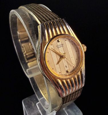 Citizen Quartz Women's Watch Reference 6031-S60899 SMB. A ladies' dress watch by Citizen. The 