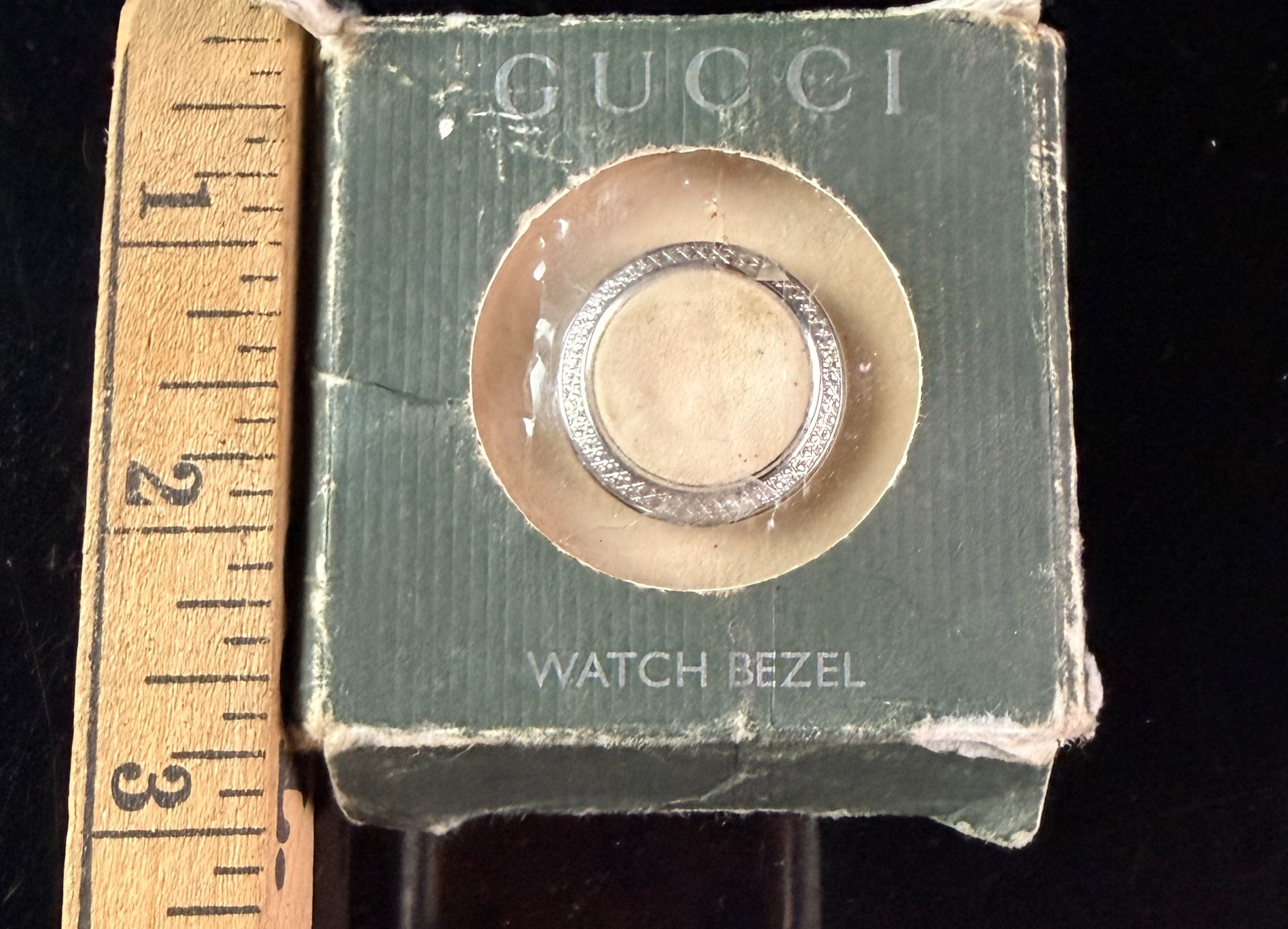 Gucci Interchangeable Watch Bezel for 11/12 Series Reference 41498