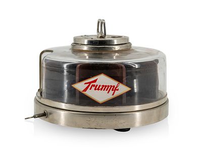 Trumpf Tischautomat, Schokoladenautomat, Berlin und Aachen um 1930Trumpf Tischautomat 