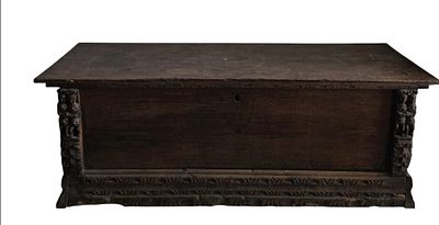 Manifattura Italia Meridionale XVI secolo - CassapancaMisure:cm.160 x 52 x 55 h Cassapanca 