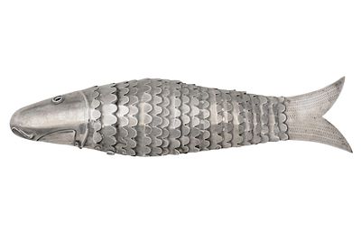 Silver Fish Spice Box Besamim. Silver Fish Spice Box Besamim, Judaica. 
Length: 23cm. 
106gr.