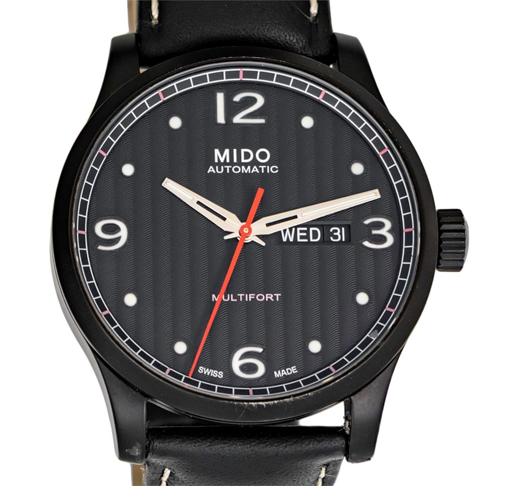 MIDO Multifort Wrist Watch. 
Automatic movement, working condition. 
Day and date. 
Leather 