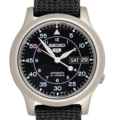 Seiko 5 Military Wristwatch. Seiko 5 Military Wrist Watch. 
Automatic movement. 
Working 