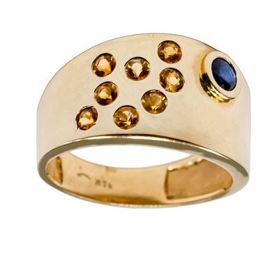 14k Yellow Gold Citrine and Sapphire Ring. 
Marked. 
Size: 11. 
8.19gr.