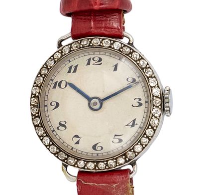 Diamond and Platinum Ladies Longines Wristwatch. 
Mechanical movement, working condition. 
