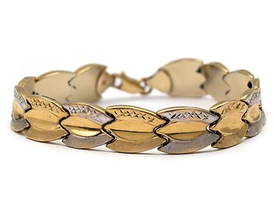 14k Yellow Gold Bracelet. 
Marked. 
Length: 19cm. 
8.89gr. 
Minor dent.