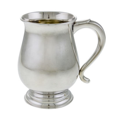 כוס בירה Tankard ספל כסף. 
חתום (איטלקי). 
גובה: 13ס"מ. 
271 גרם. 