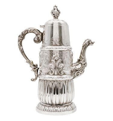 Large and Massive Silver Teapot, Alessandria, Italy, 1944-1968.
Marked (800).
Height:
