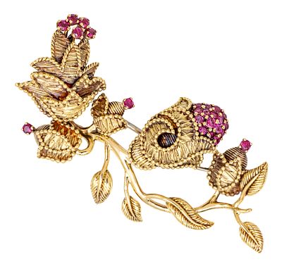 Tiffany & Co - סיכת זהב צהוב 18 קראט ורובינים. Tiffany &amp; Co - סיכת זהב צהוב 18 קראט 