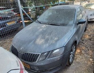 סקודה אוקטביה החדשה מודל 2017. 93,721 ק"מ, יד ראשונה. תיבת הילוכים: אוטומטי
צבע: אפור מטאלי 