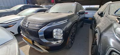 מיצובישי אאוטלנדר מודל 2023. 29,041 ק"מ, יד שנייה. תיבת הילוכים: אוטומטי
צבע: שחור, מנוע: בנזין 