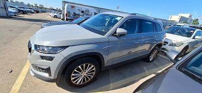 סקודה קודיאק FL מודל 2022. יד ראשונה. תיבת הילוכים: אוטומטי
צבע: אפור, מנוע: בנזין, נפח מנוע: 