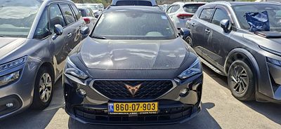 קופרה ss מודל 2024. 43,773 ק"מ, יד שנייה. תיבת הילוכים: אוטומטי
צבע: שחור, מנוע: בנזין, נפח 