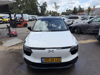 איווייס סין U5 מודל 2021. 114,436 ק"מ, יד שנייה. תיבת הילוכים: אוטומטי
צבע: לבן, מנוע: חשמלי 