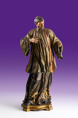 Santo, escultura do s&eacute;c. XVIII em madeira policromada, dourada e estofada. ENG Saint 