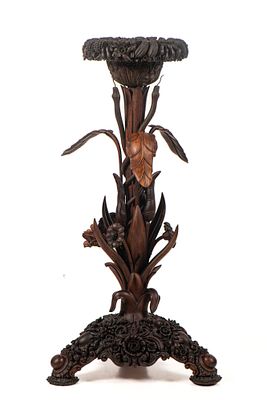 Floreira oriental em madeira entalhada, decora&ccedil;&atilde;o vegetalista com flores e serpentes. ENG 