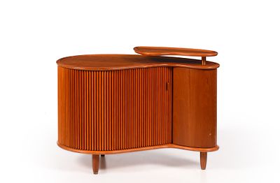 Mesa em madeira em forma de "rim" segundo modelo "Nicolo". ENG Kidney-shaped wooden table 