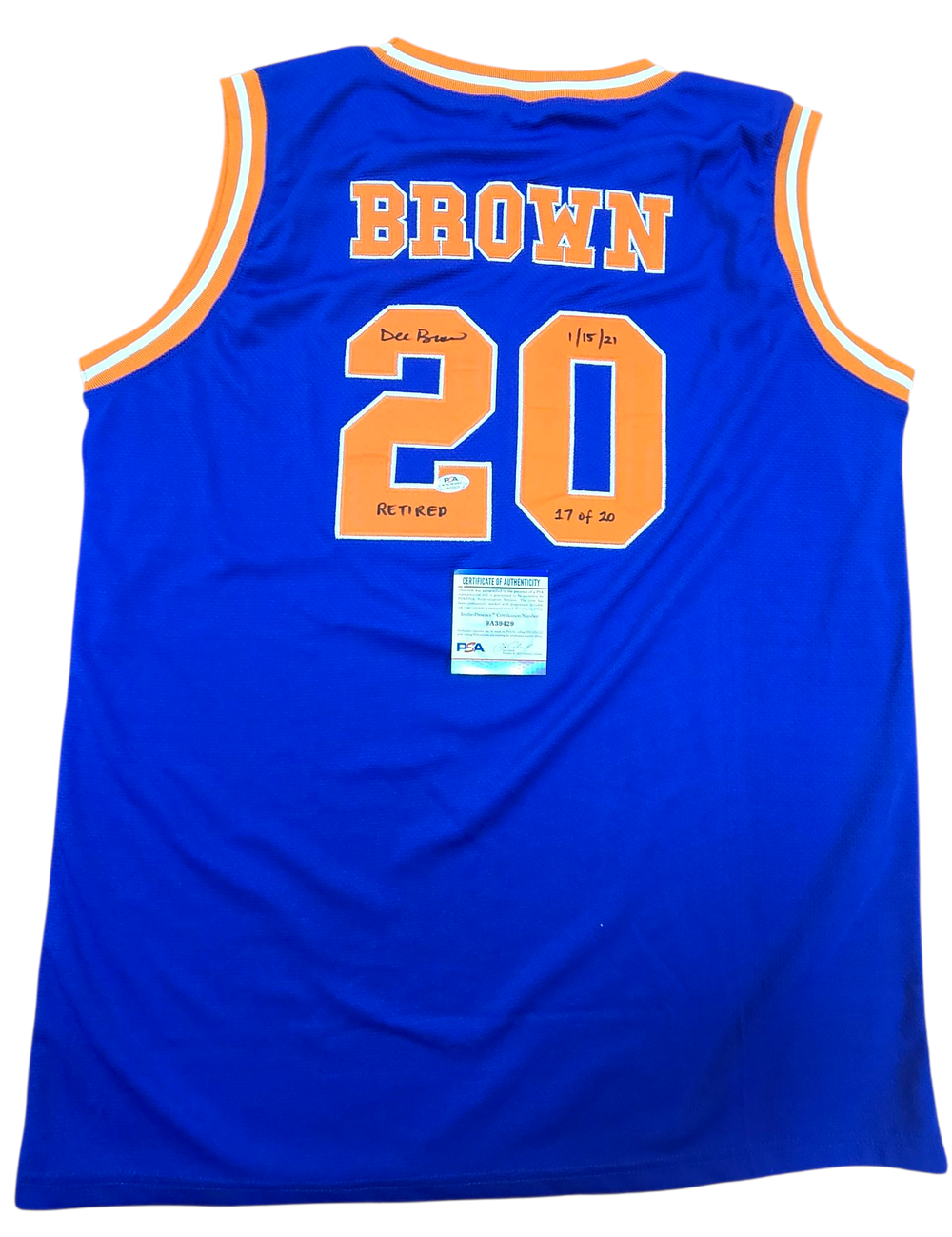 שחקן NBA בראון לאחר
פריישתו חתומה
ומאומתת בחברת PSA
חולצה נדירה מאוד אשא חתם וכתב עליה 4 פעמים!