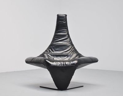 אספנות - ריהוט : כורסת וינטאג’ איקונית – Jack Crebolder Turner Chair by Harvink, דגם נדיר משנת 