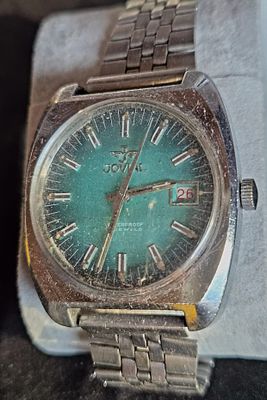 Jovial Vintage Watch 17 Jewels Manual Hand-Winding Swiss Made 39mm