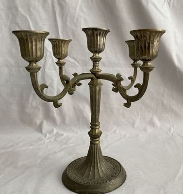 פמוט קטדרלה בציפוי כסף עם 5 ענפים
26*25סיימ