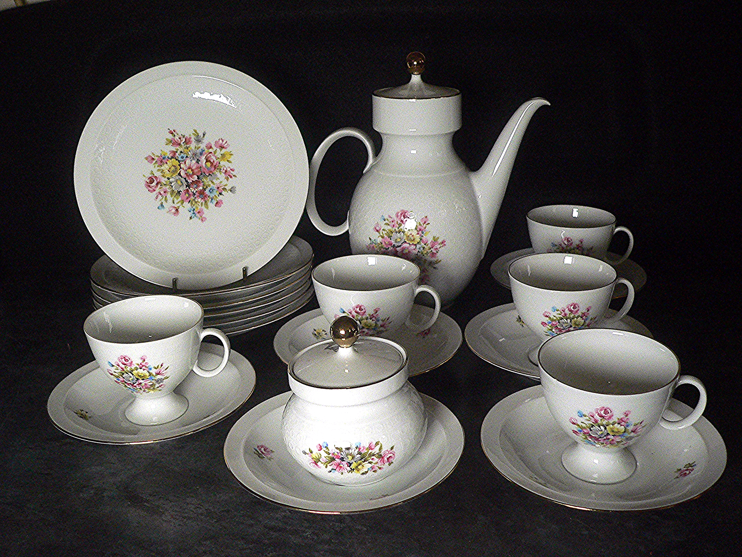 Kaiser (Romantica pattern) coffee set - NO POST on this lot