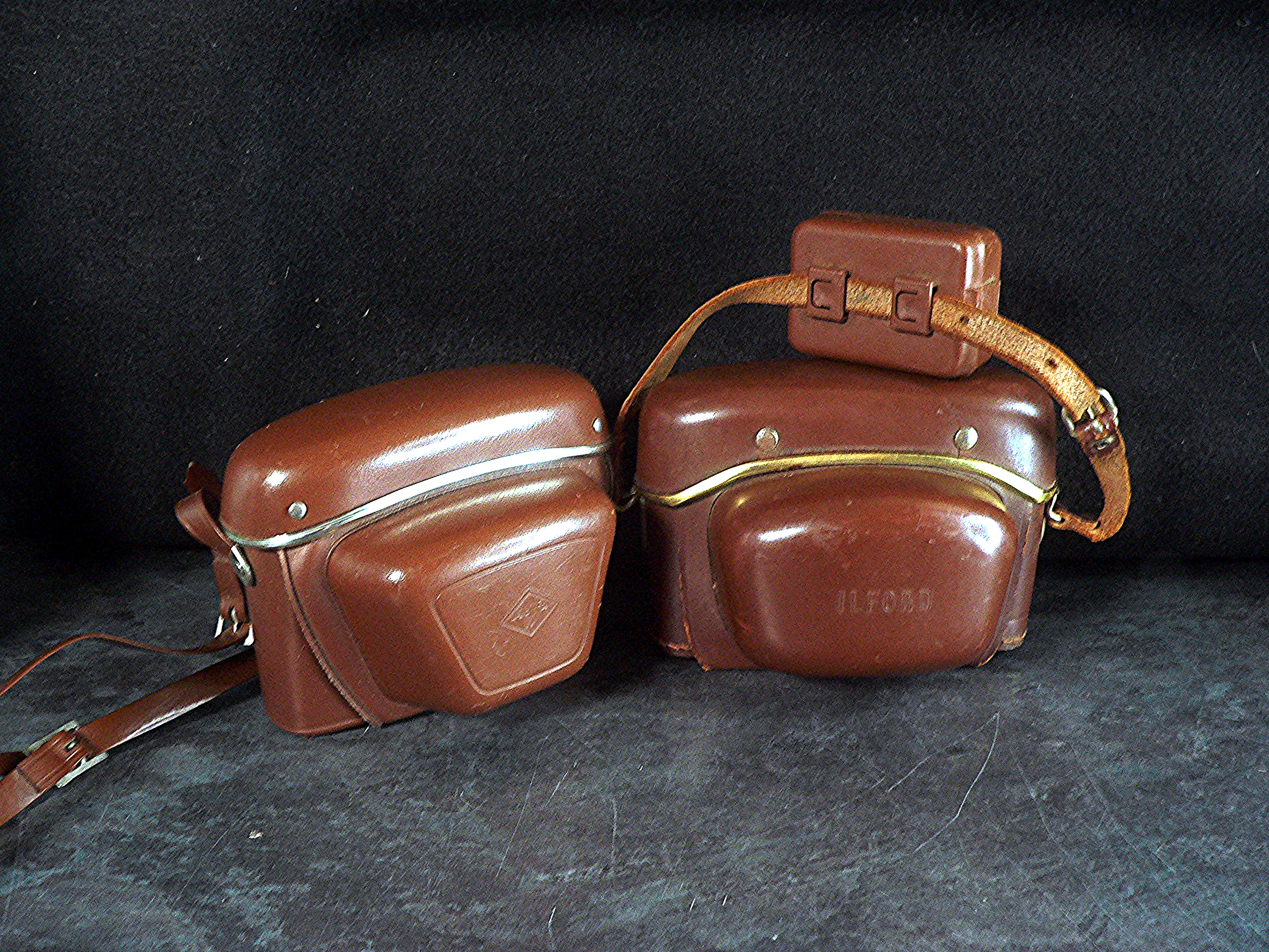 Pair of Vintage Brown Cased Cameras AGFA 6107 & Ilford Sportsman West Germany