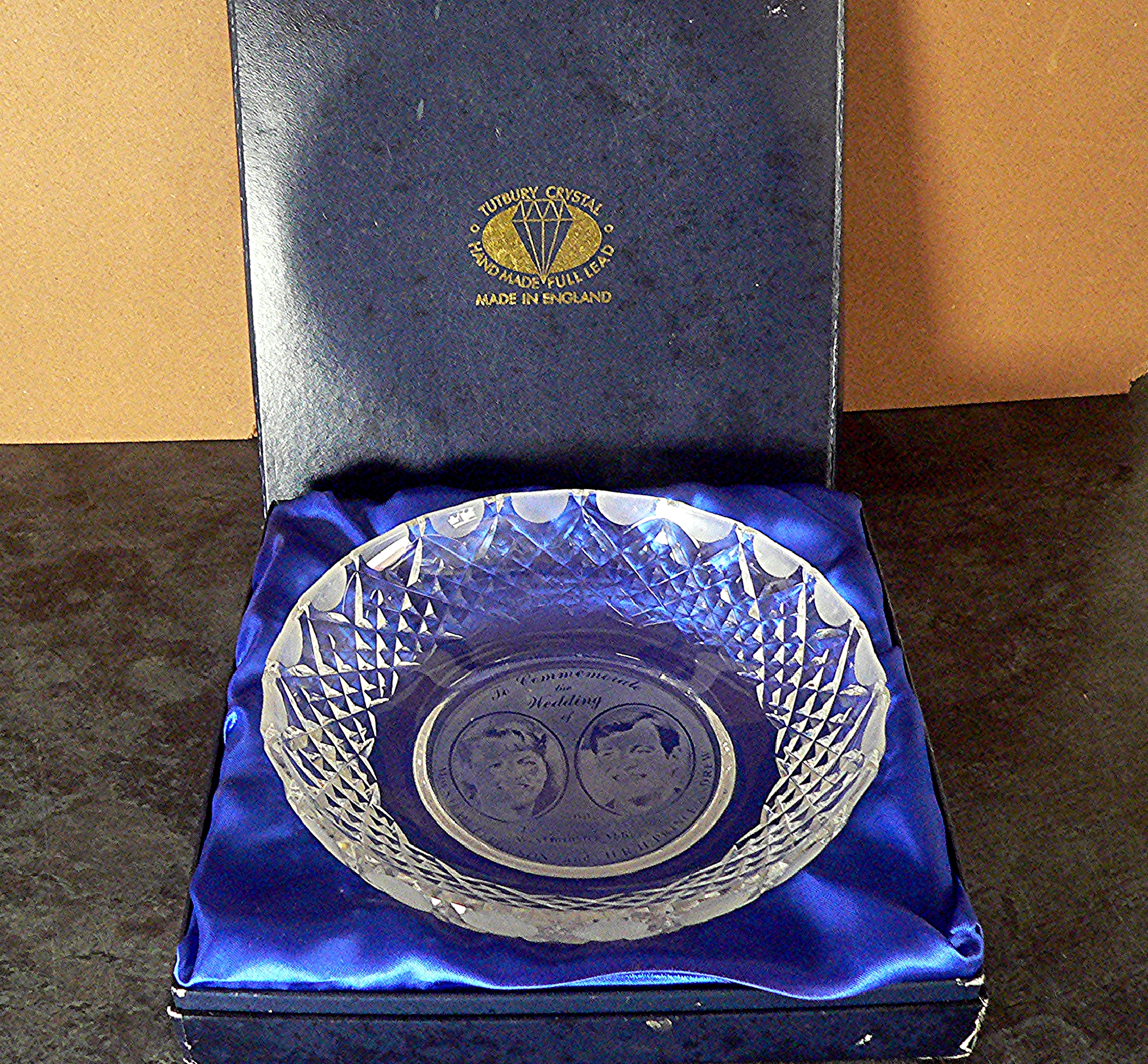 Full lead Tutbery crystal bowl - boxed - 19cm diameter