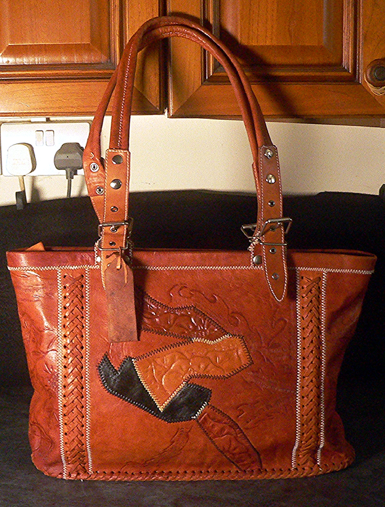 Fantastic Large Unique Genuine Cuban Leather Shoulder Bag Street / Shopping / Grab / Overnight / Beach Bag Cuba