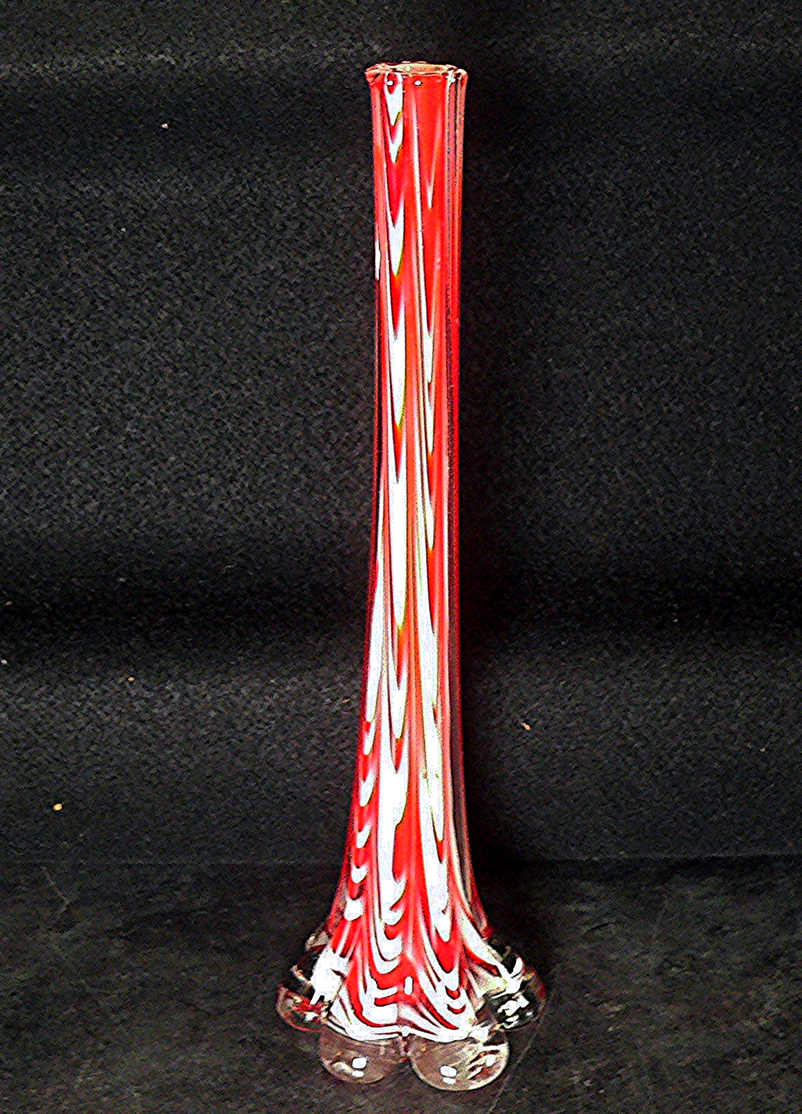 Stunning red & white stem vase
