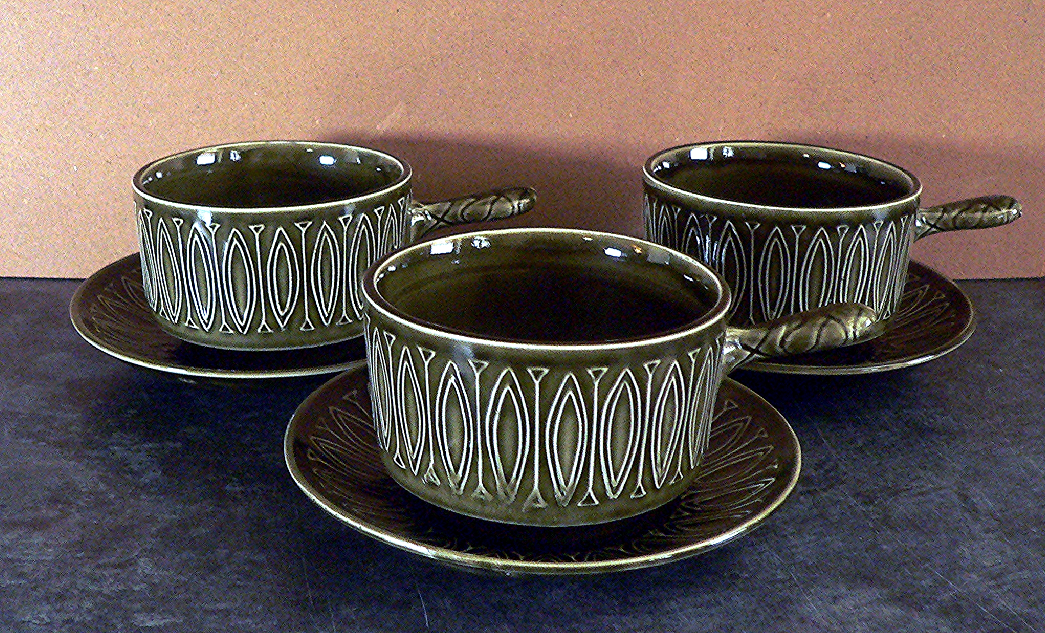 3 x 1970s Tams Soup bowls & matching saucers