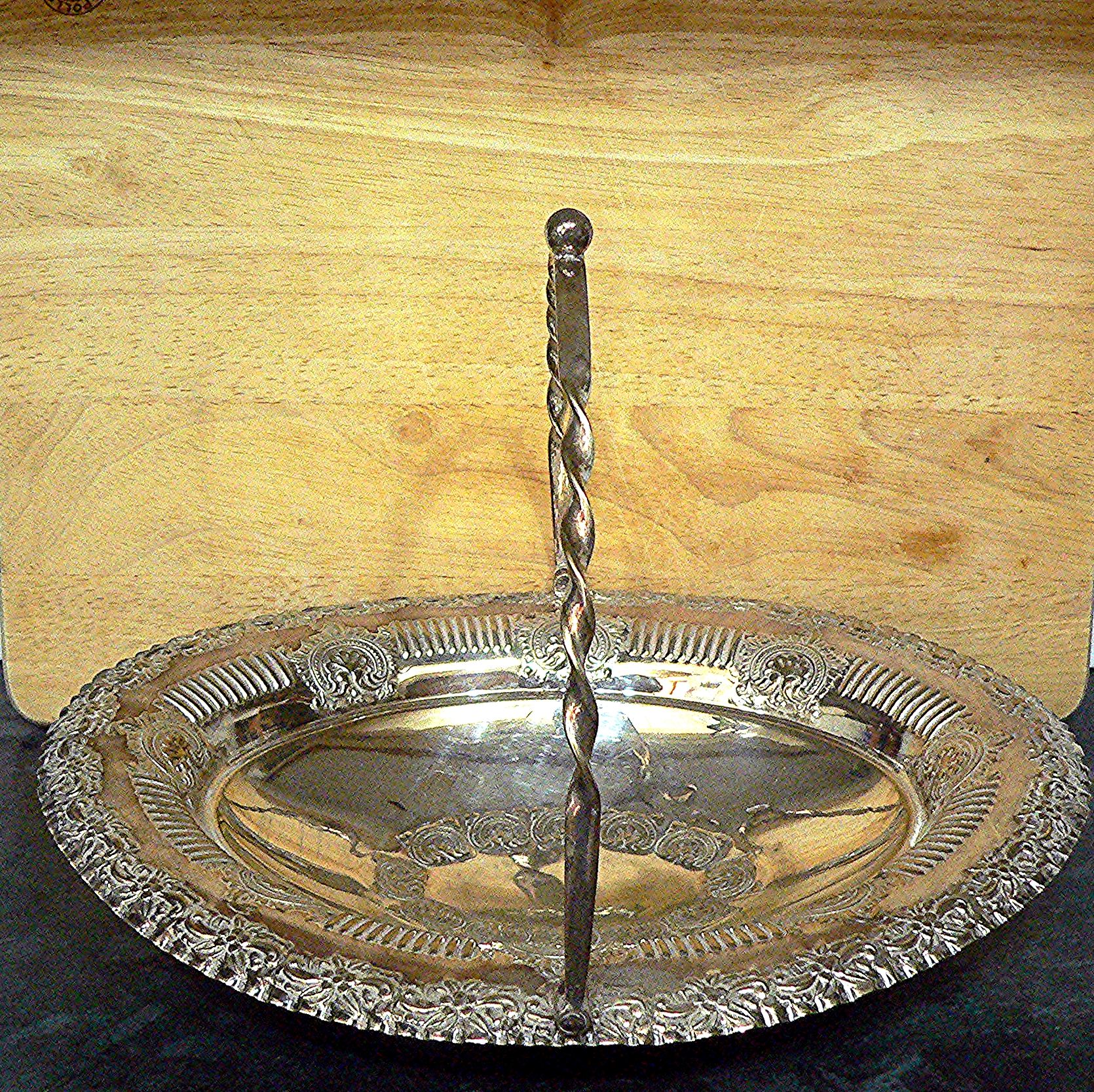Plated bowl/basket with a folding handle
