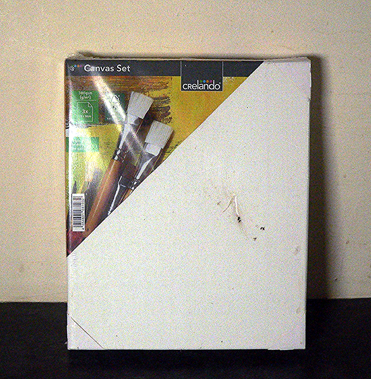 Pack of three brand new old stock art canvases 25cm x 30cm