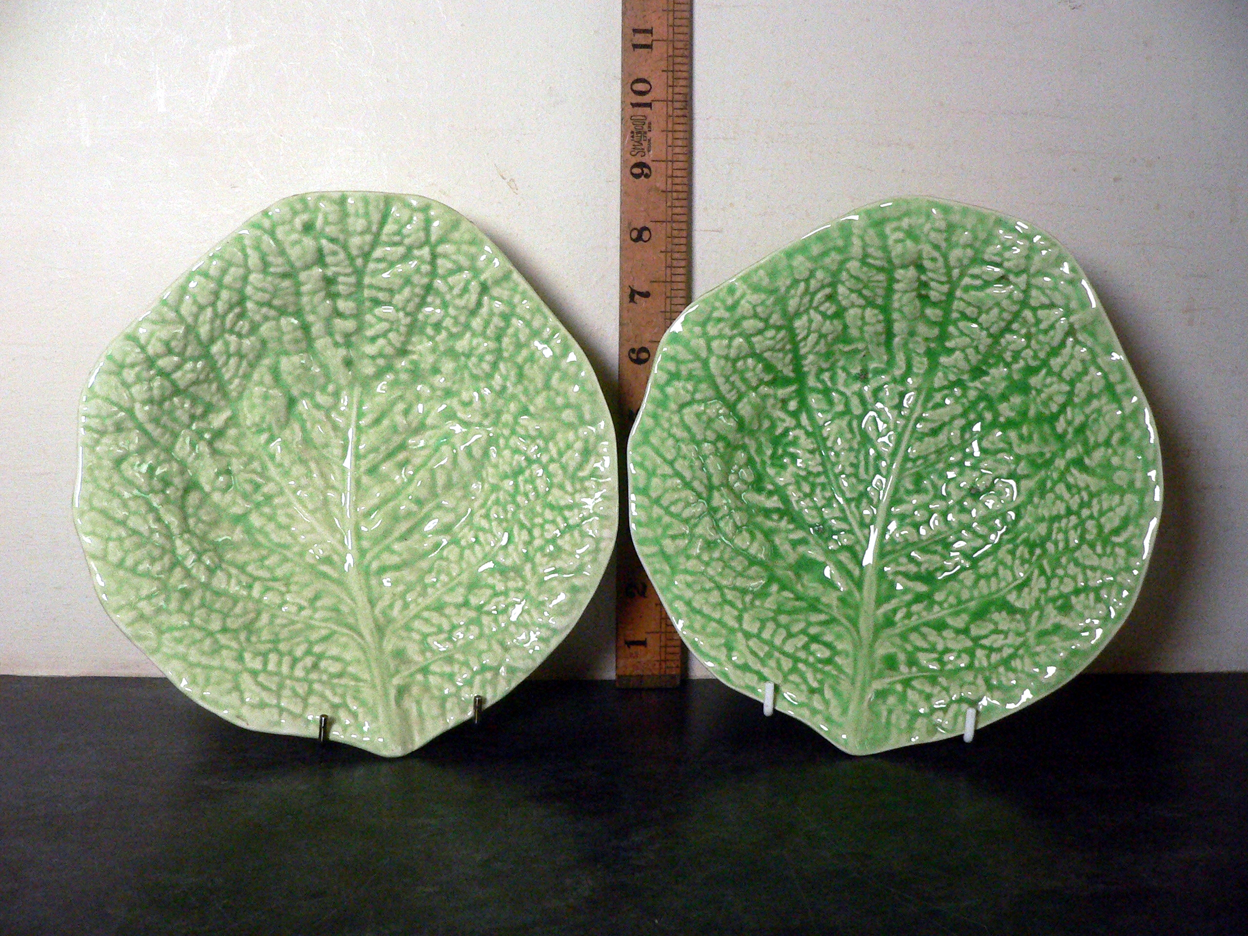 Pair of vintage CarltonWare 8.5" cabbage leaf dishes - 1129
