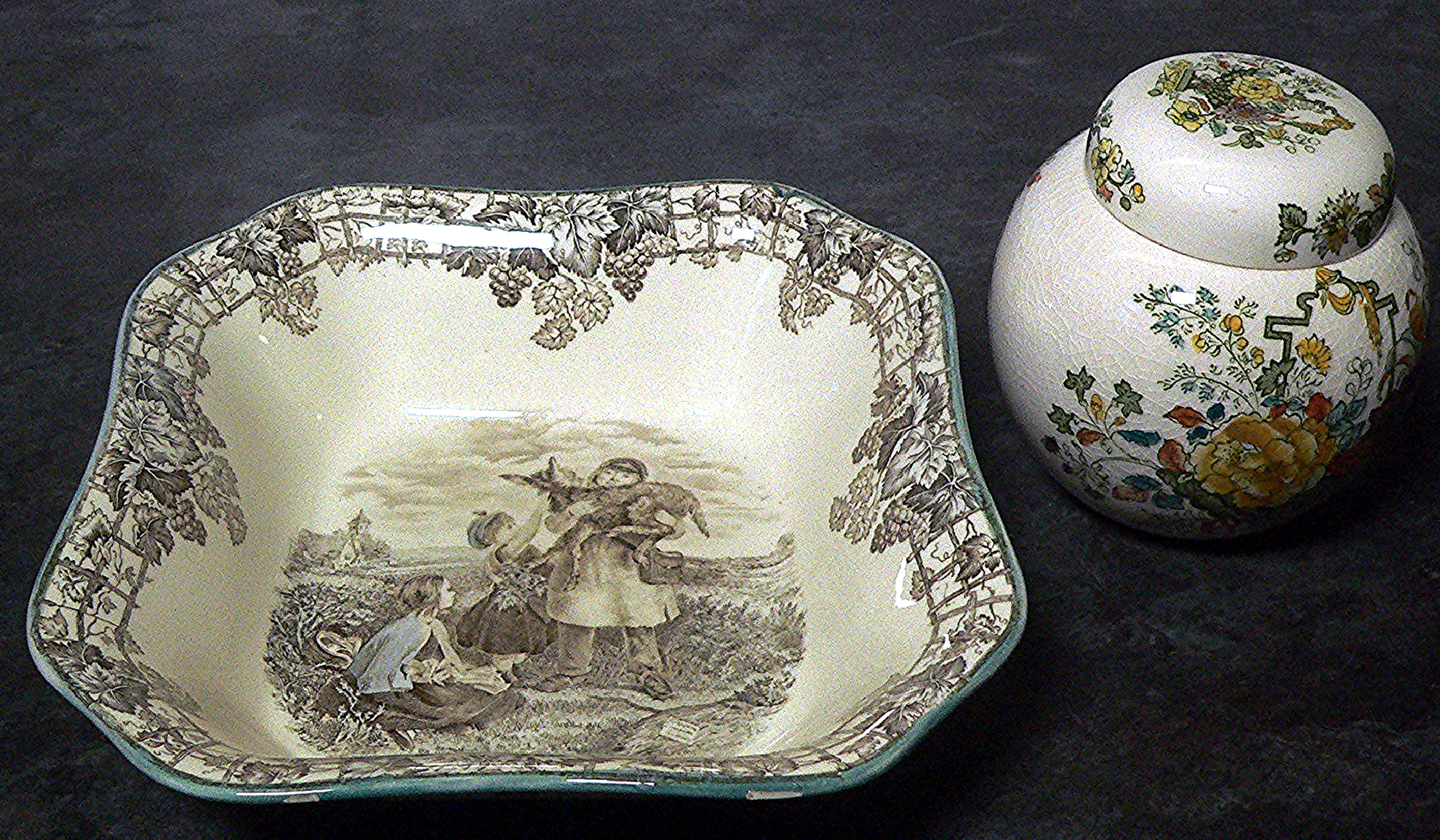 Copeland Spode bowl (Byron pattern) and a Mason's lidded spice jar (Strathmore pattern)
