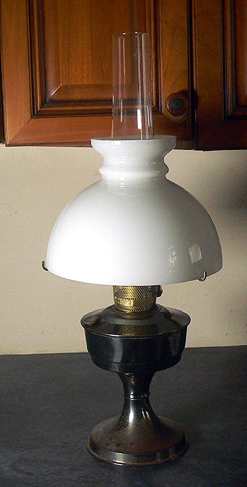 NO Post on this lot. Aladdin 23 Oil Lamp Aladdin Glass Chimney & White Glass Shade