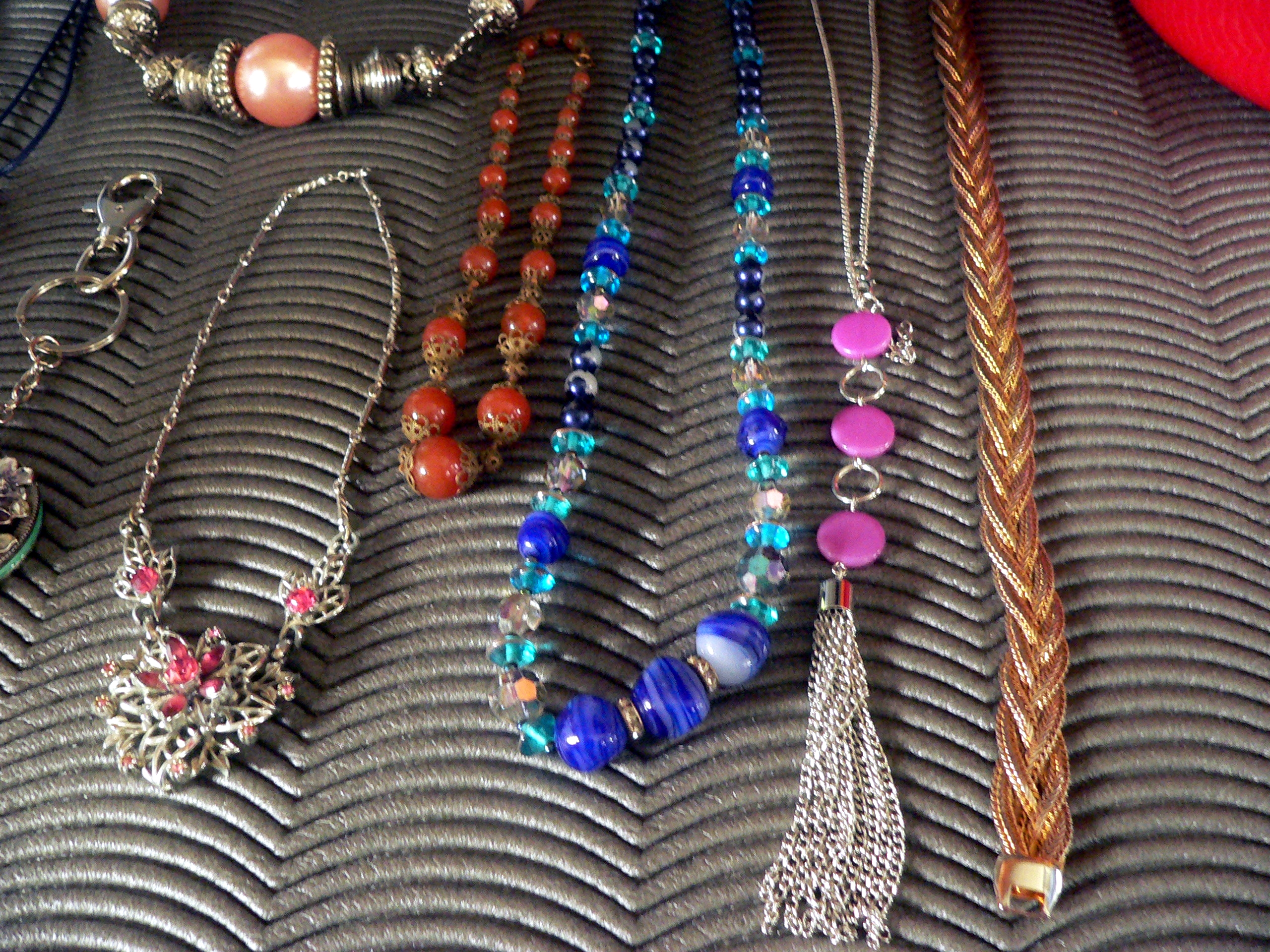 500g of costume jewellery