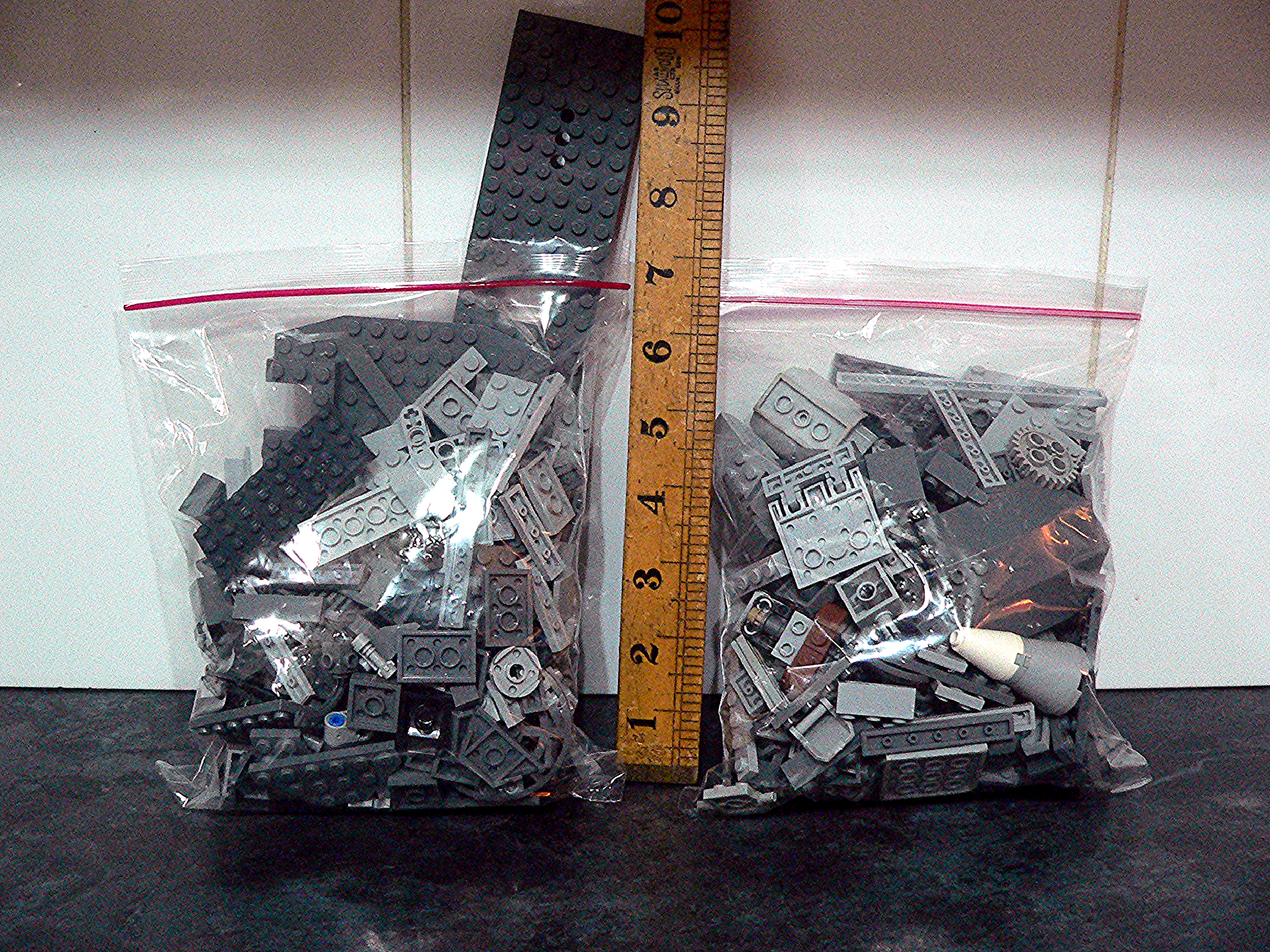 Genuine Lego bricks and plates in assorted sizes