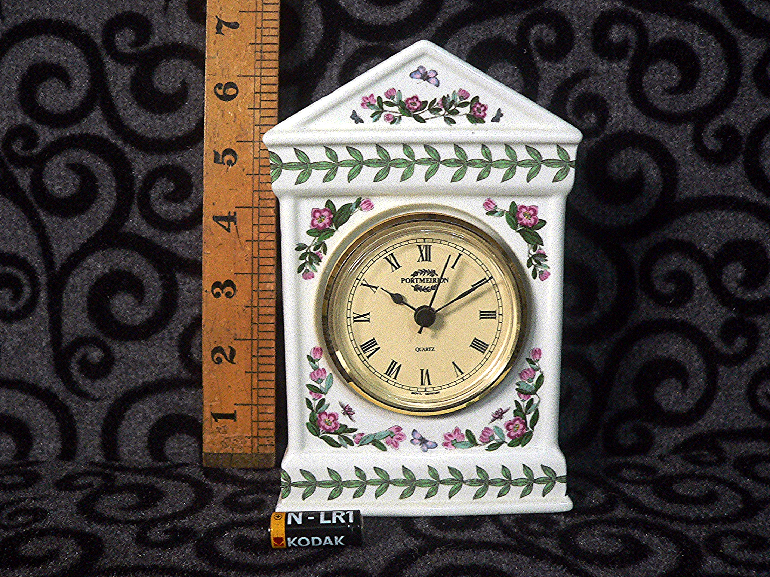 Portmeirion Botanic Garden shelf clock