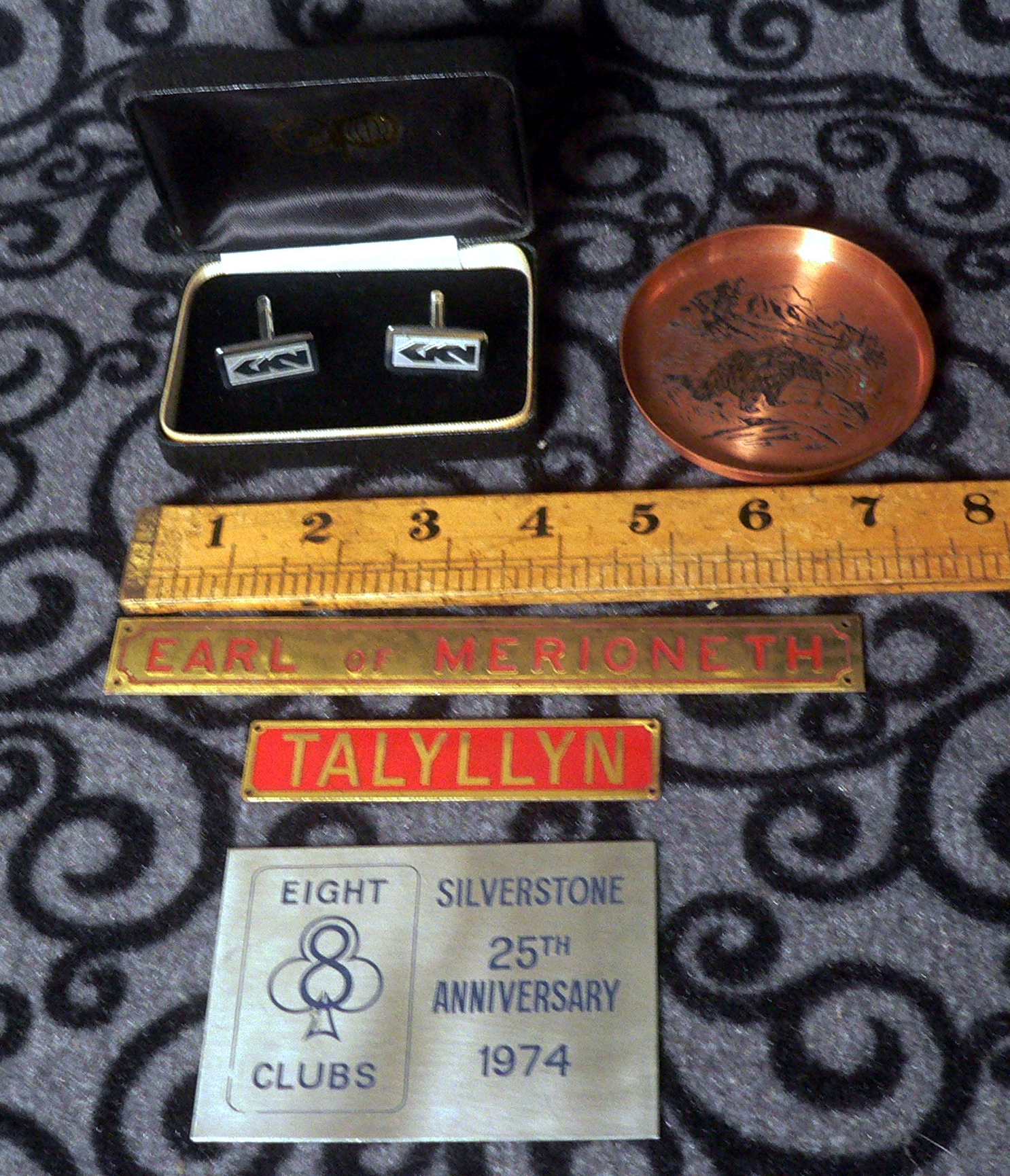 Metal named plaques, boxed cufflinks and copper trinket dish