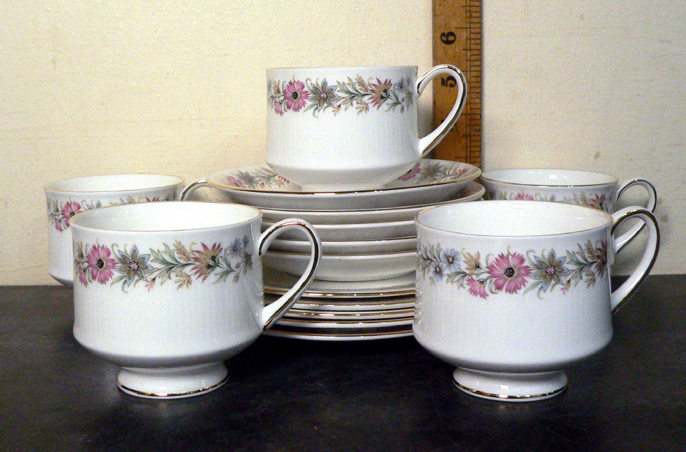 5 x Paragon "Belinda" bone china trios, first quality, sold together as one lot.