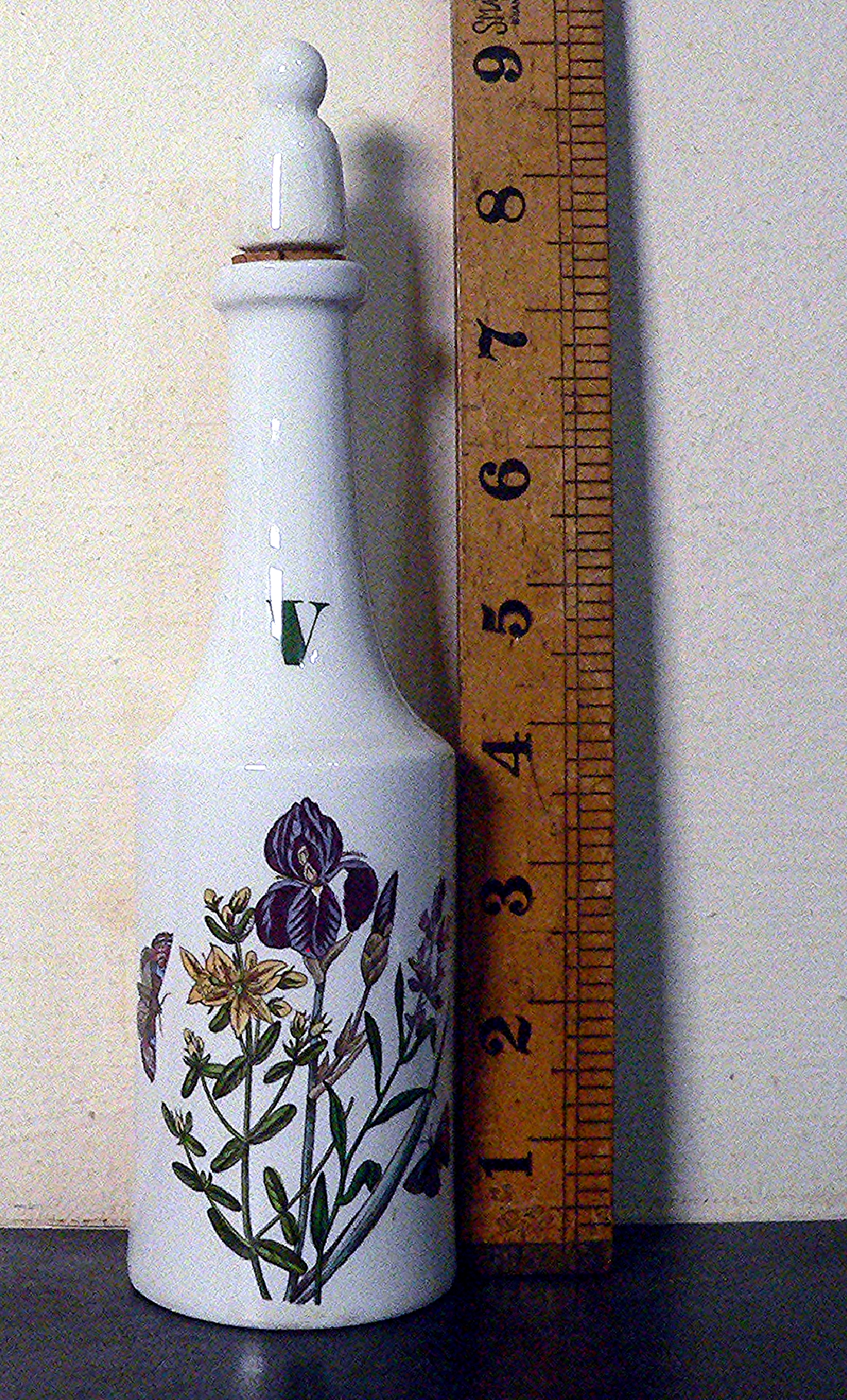 Portmeirion Botanic Garden Oil/Vinegar bottle