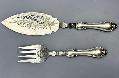 (П) Сервировочный комплект для рыбы 2 предмета. Plewkiewicz (фабрика Плевкевича, Варшава). 