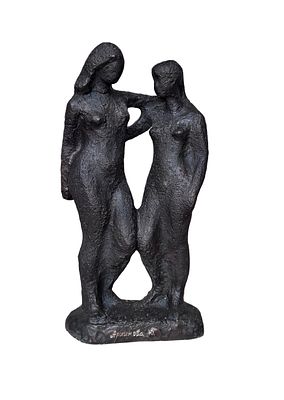(П) Архипова Юлия Николаевна (1931-2011) - Подруги. 1980-е гг. . Бронза, патинирование. 
Высота 36 см
