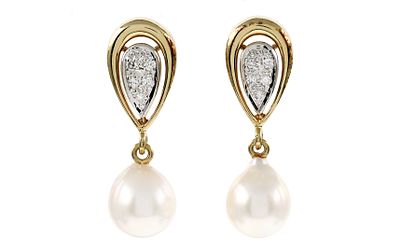 Ohrringe 4,75g 585/- Gelbgold und Wei&szlig;gold mit 10 Diamanten zus. ca. 0,10 ct. und Perlen. Ohrring 