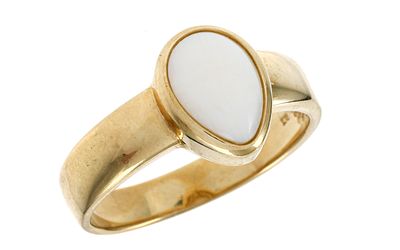 Ring 5,06g 375/- Gelbgold mit Opal, Ringgr&ouml;&szlig;e ca. 63. Ring 5,06g 375/- Gelbgold mit Opal 